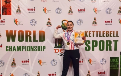 Специалист Сахаэнерго стала трехкратной чемпионкой мира по гиревому спорту