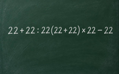 Сможете ли вы решить пример 22 + 22 : 22(22 + 22) × 22 − 22 без ошибки?