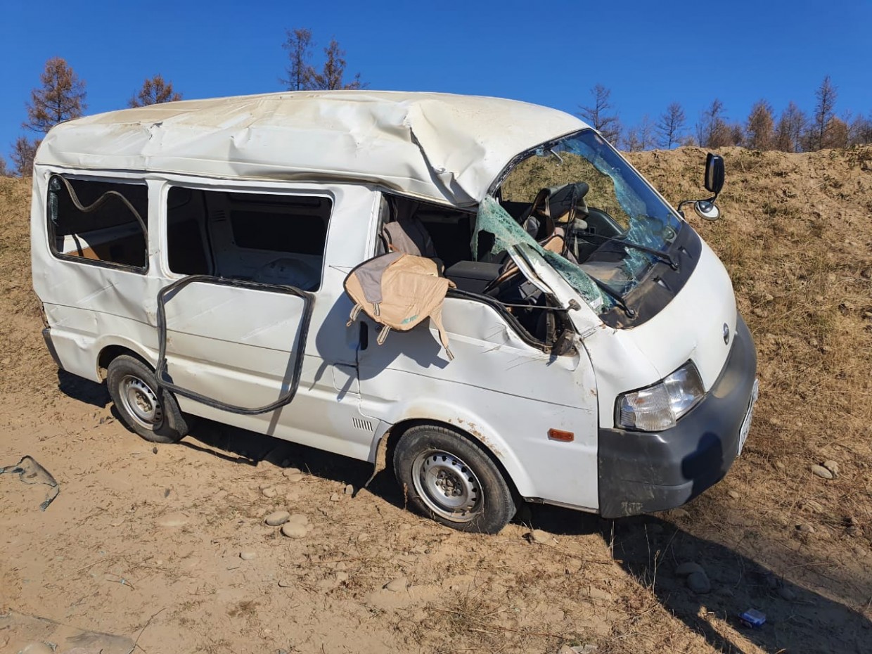 В Мегино-Кангаласском районе перевернулся автомобиль: Пострадал водитель