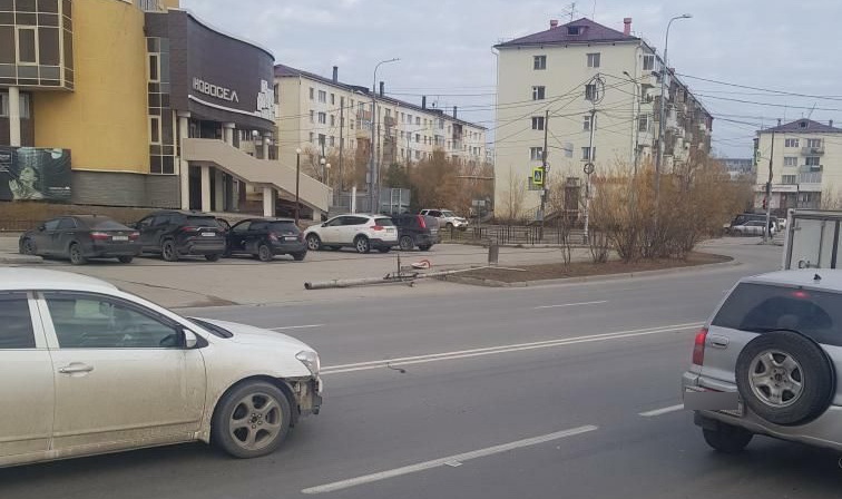 В Якутске по вине водителя пропал интернет?