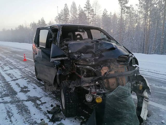 В Якутии водитель из-за плохой видимости врезался в полуприцеп