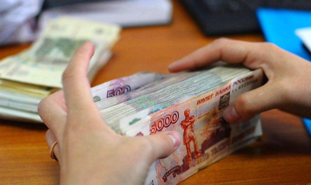 В Якутии бухгалтер районного управления образования похитила бюджетные деньги
