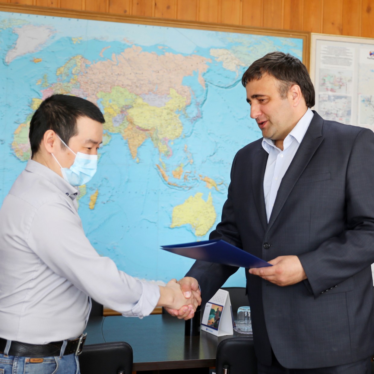 Энергетик получил благодарность от Министерства инноваций Якутии