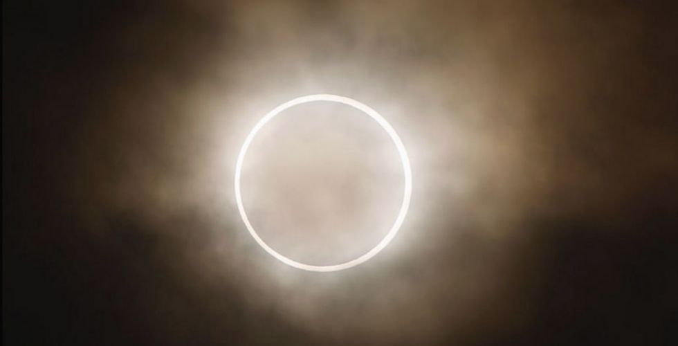 Жители Якутии увидят сегодня кольцеобразное затмение Солнца