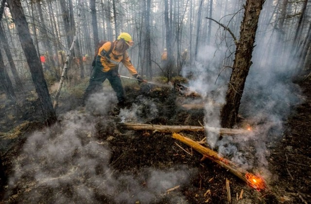 На территории Якутии действует 101 лесной пожар