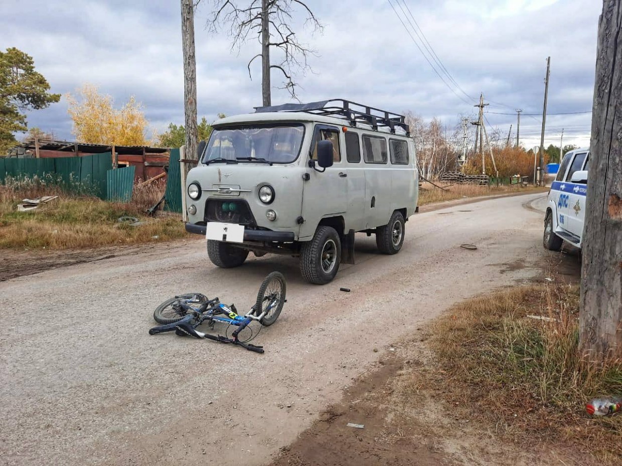 В Нижнем Бестяхе водитель УАЗа совершил наезд на 10-летнюю велосипедистку |  SakhaPress.ru