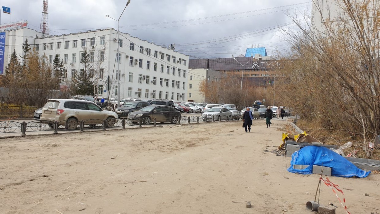 Погода в якутии на 10 дней. Северный квартал в Якутии. Якутск климат. Снег в Якутске. 3 Поликлиника Якутск.