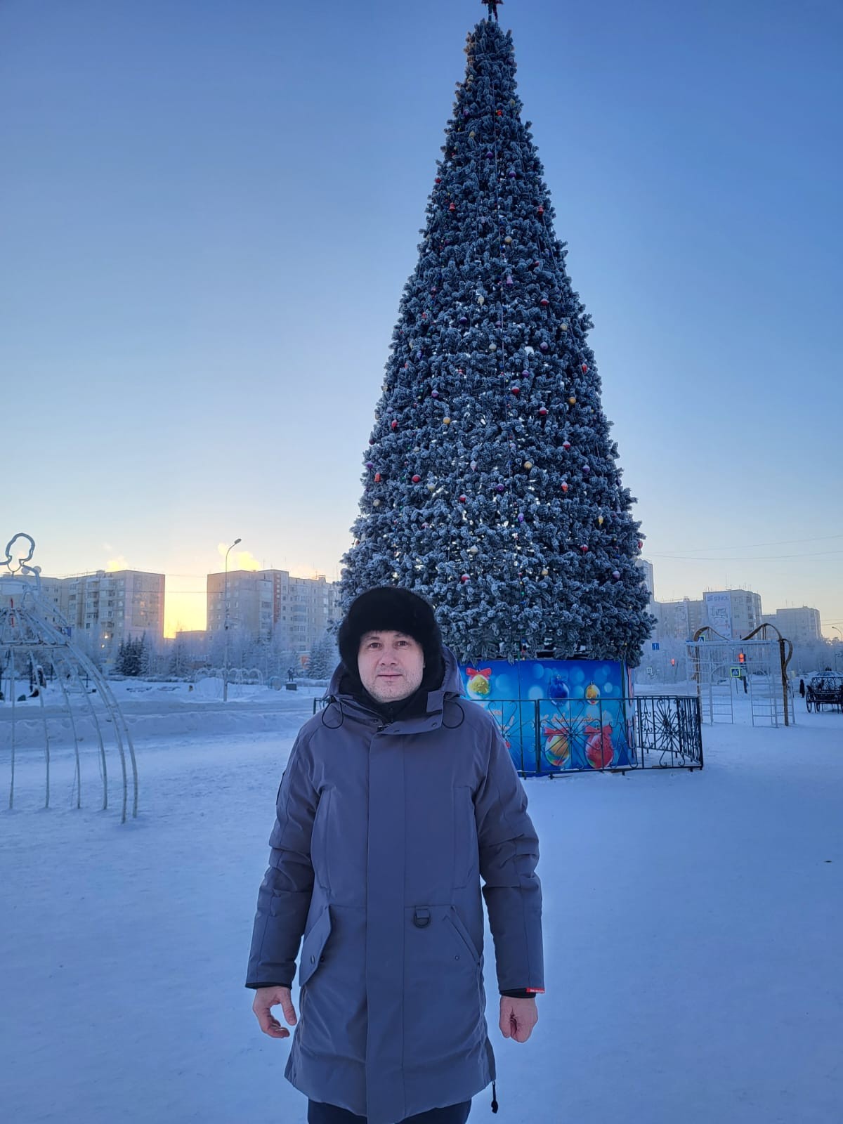 Народный депутат Александр Кошуков поздравляет с Новым годом