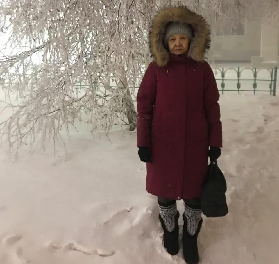 В Якутске пропала 69-летняя бабушка, страдающая деменцией