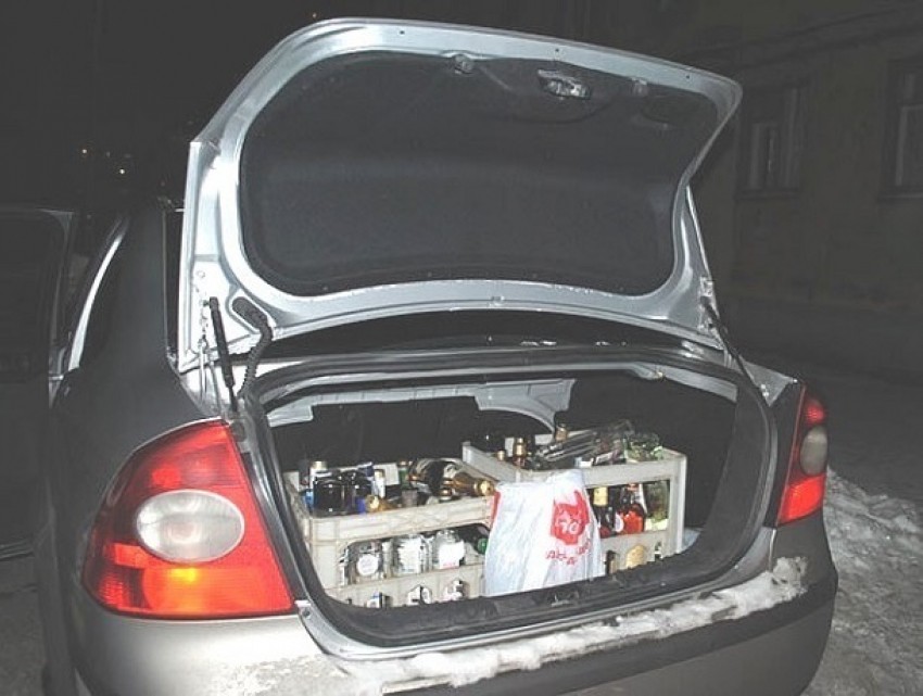 В Якутске мужчина попался на продаже алкогольной продукции из автомашины