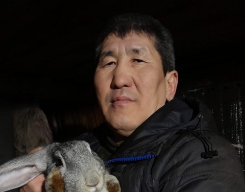 Участник СВО из Верхоянского района занимается разведением кроликов