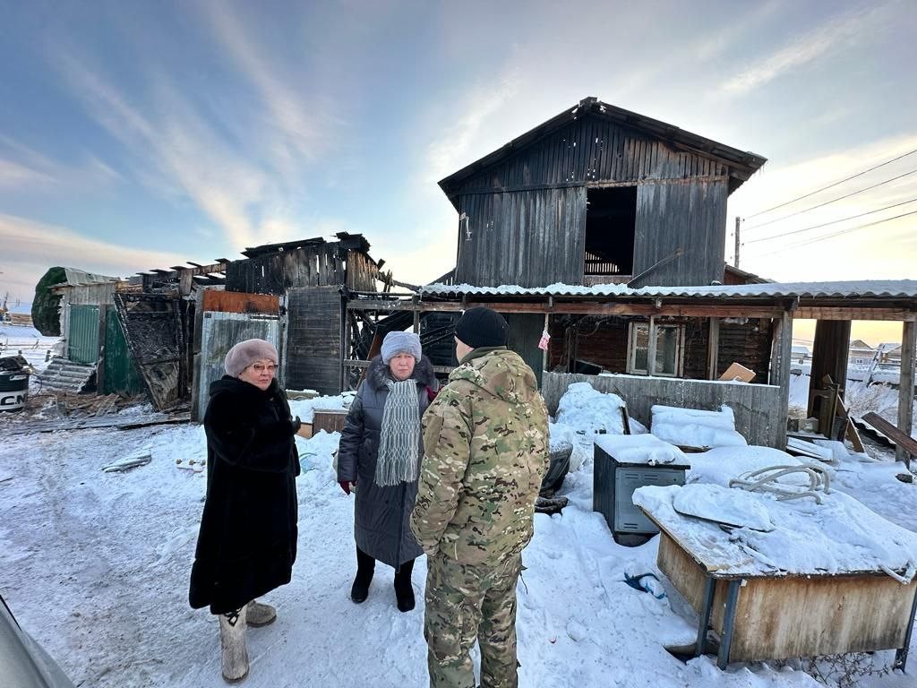 В Якутске сгорел дом участника СВО