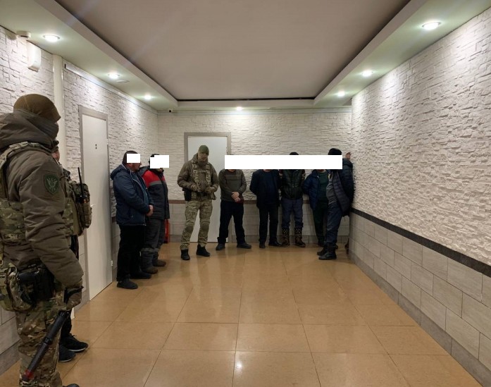 В Якутии полицейские проверили 4113 иностранных граждан: Выявлено 223 нарушения миграционного законодательства