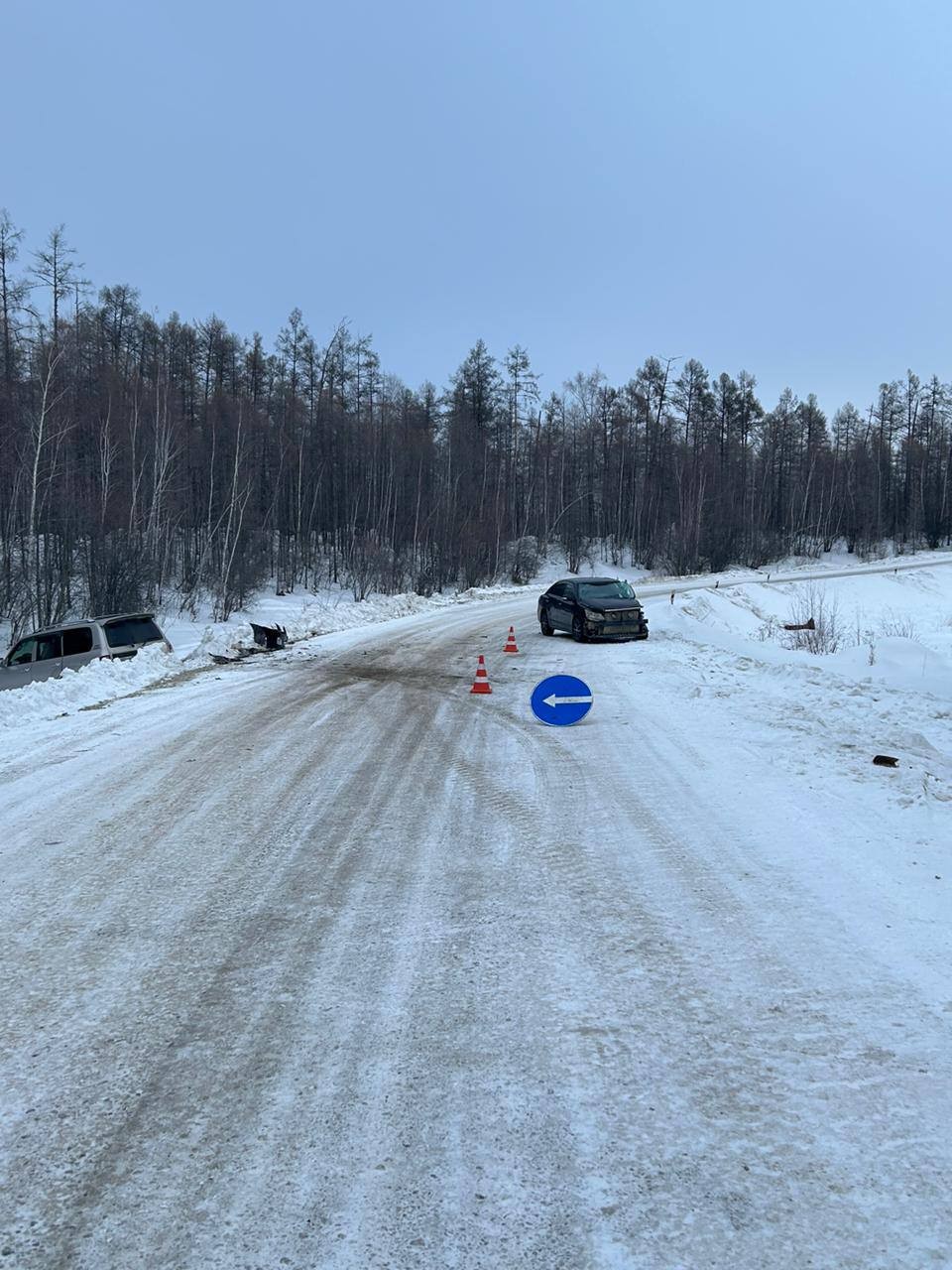 В Якутии в результате столкновения серьезно пострадали женщина-водитель и ее пассажирка