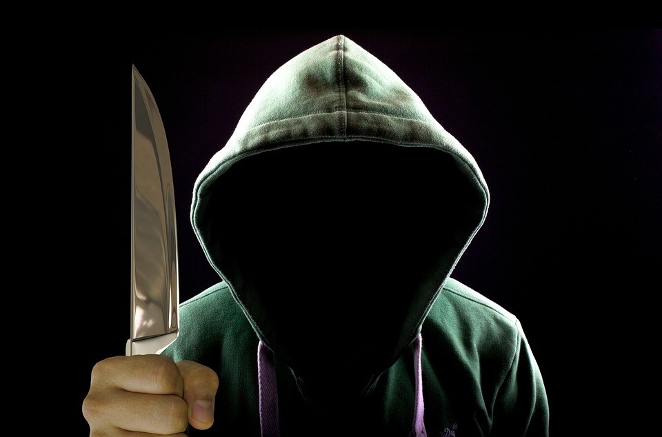 В Якутии сезонный рабочий из Читинской области украл из магазина нож