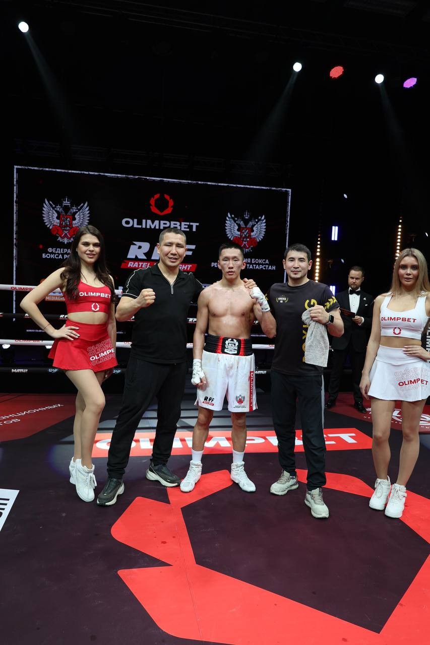 Боксер из Якутии Михаил Варламов провел второй бой в профессиональной карьере