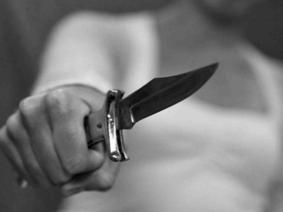 Якутянка ударила ножом гражданского супруга
