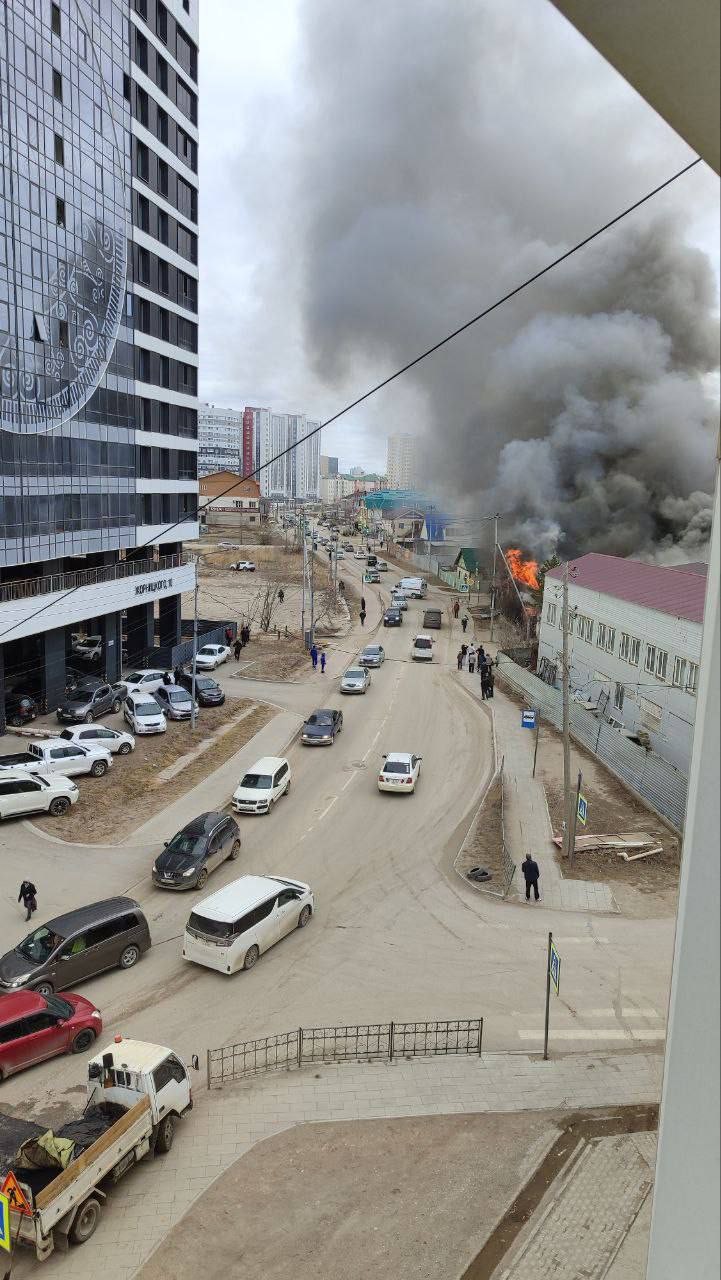 В Якутске произошел пожар в рестобаре