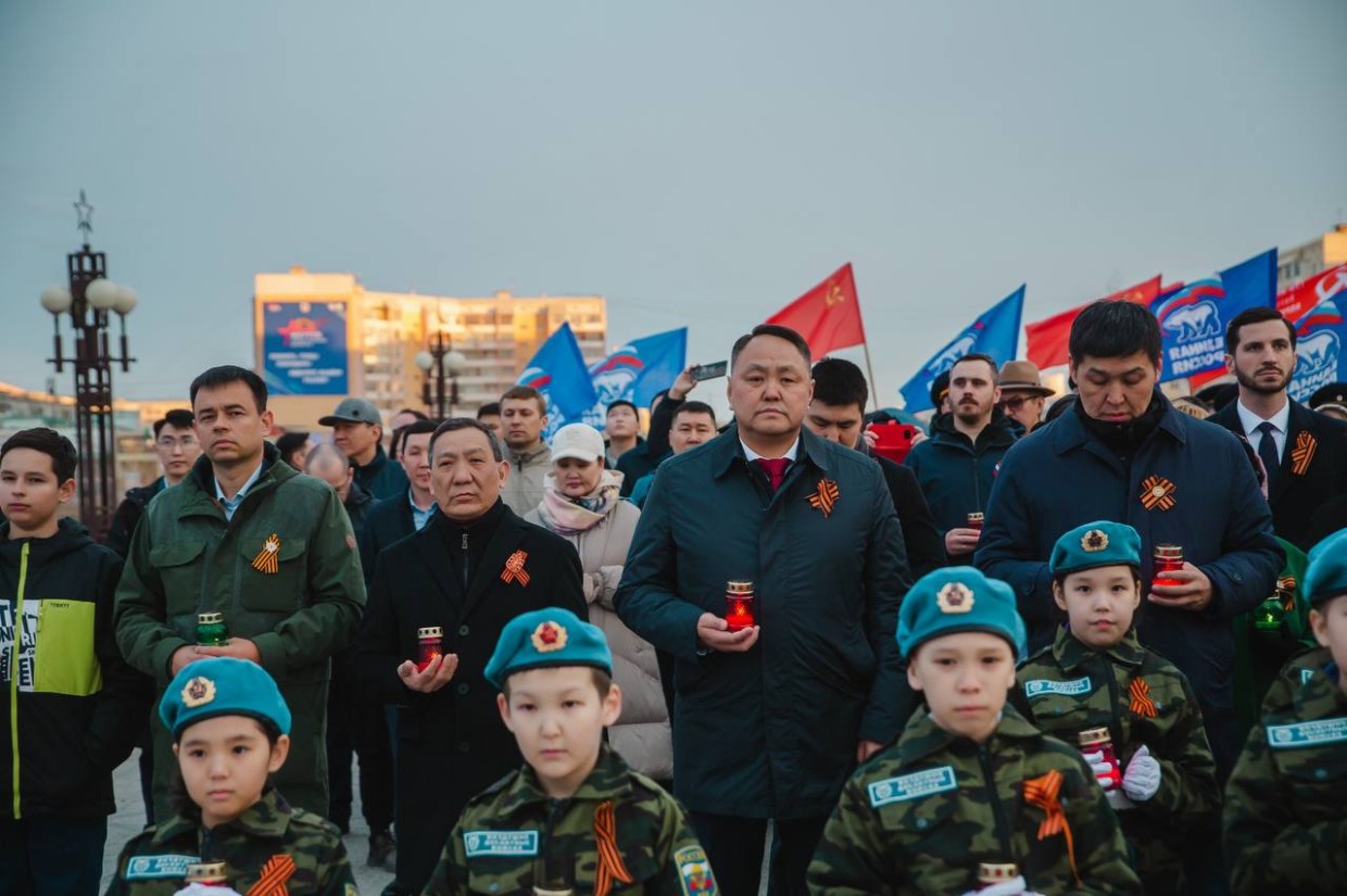 Депутаты гордумы приняли участие в акции «Свеча памяти»