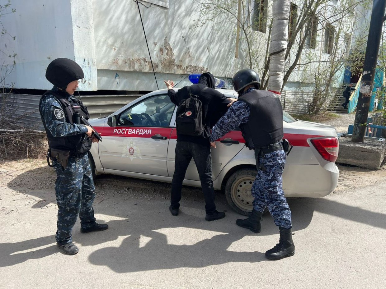 В Якутске задержан уличный грабитель