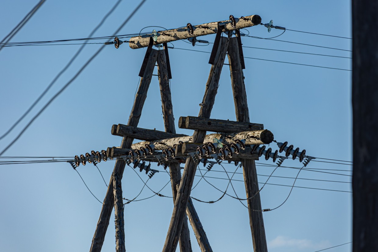 Энергетики ведут капитальный ремонт на линиях в Нюрбе