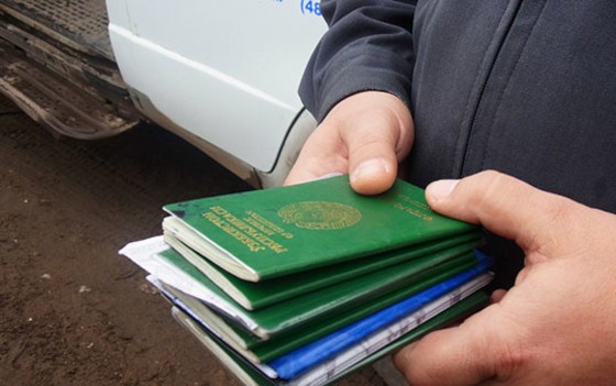 В Нерюнгринском районе Якутии полицейскими выявлен факт фиктивной постановки 18 граждан на миграционный учёт