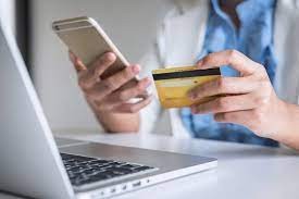 Деньги на ветер: жительница Мирного перечислила инвестиционным мошенникам 10 миллионов рублей