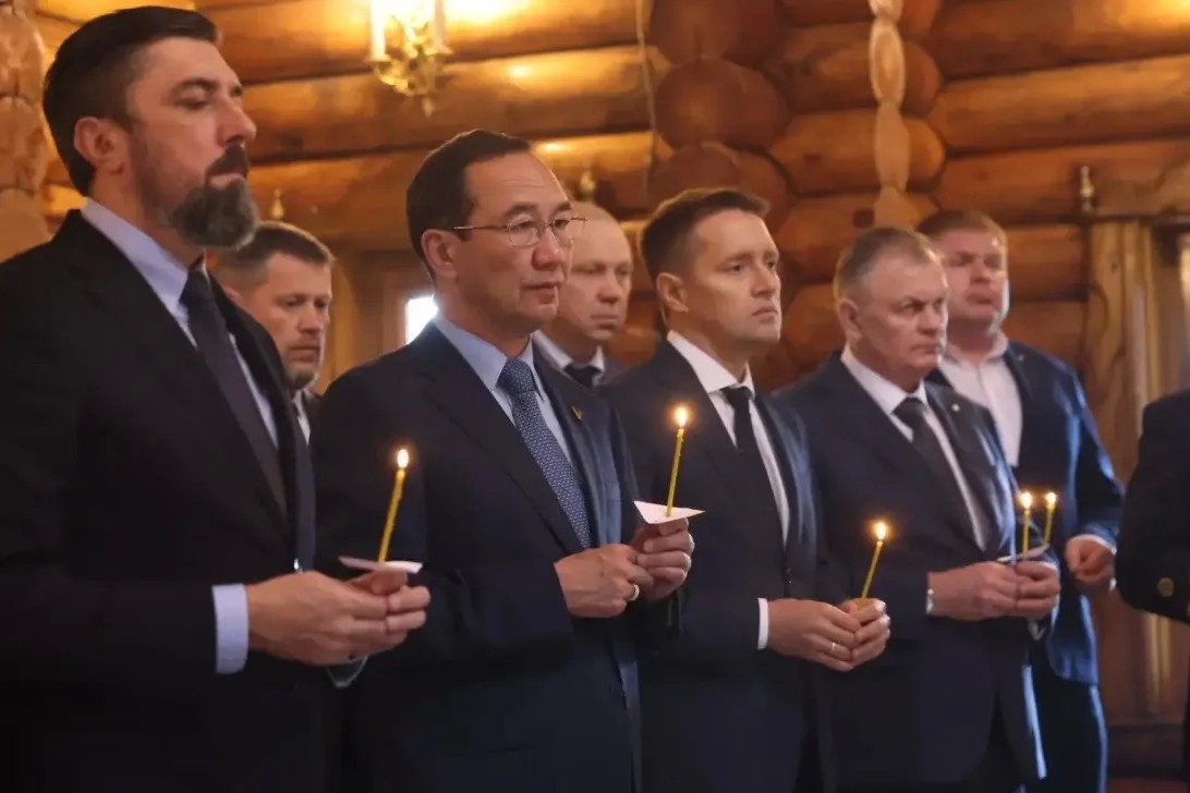 Светлая память: Глава Якутии принял участие в литии по погибшим работникам угледобывающих предприятий